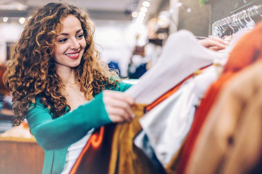 Stilistė papasakojo, kaip nustatyti, ar drabužis yra kokybiškas