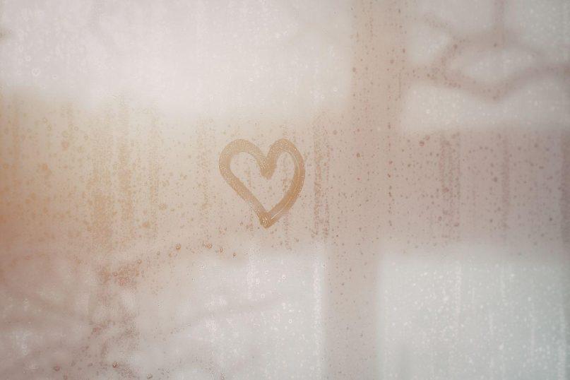 Sustabdykite langų rasojimą: gali padėti paprastas indų plovimo skystis!