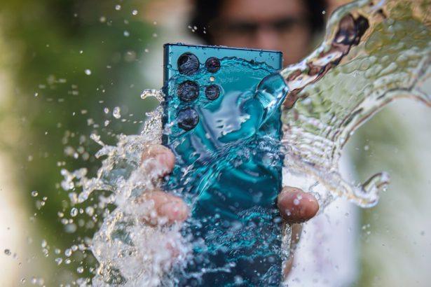 Telefonas, kuris perspėja anksčiau nei gydytojas? „Samsung“ planas atpažinti demenciją dar tada, kai jos nejaučiame