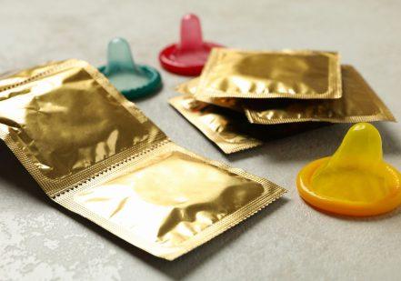 Kur pirkti pigiau? TOP 5 vietos pagal prezervatyvų kainą Lietuvoje