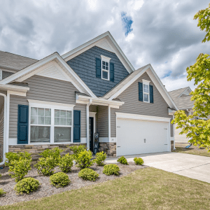 Kaimynų namas stovi jau trisdešimt metų – kodėl jis vis dar atrodo geriau nei mūsų_