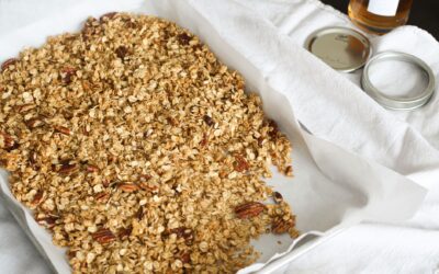 Naminė granola orkaitėje: trys skonio kryptys iš tų pačių pagrindinių ingredientų